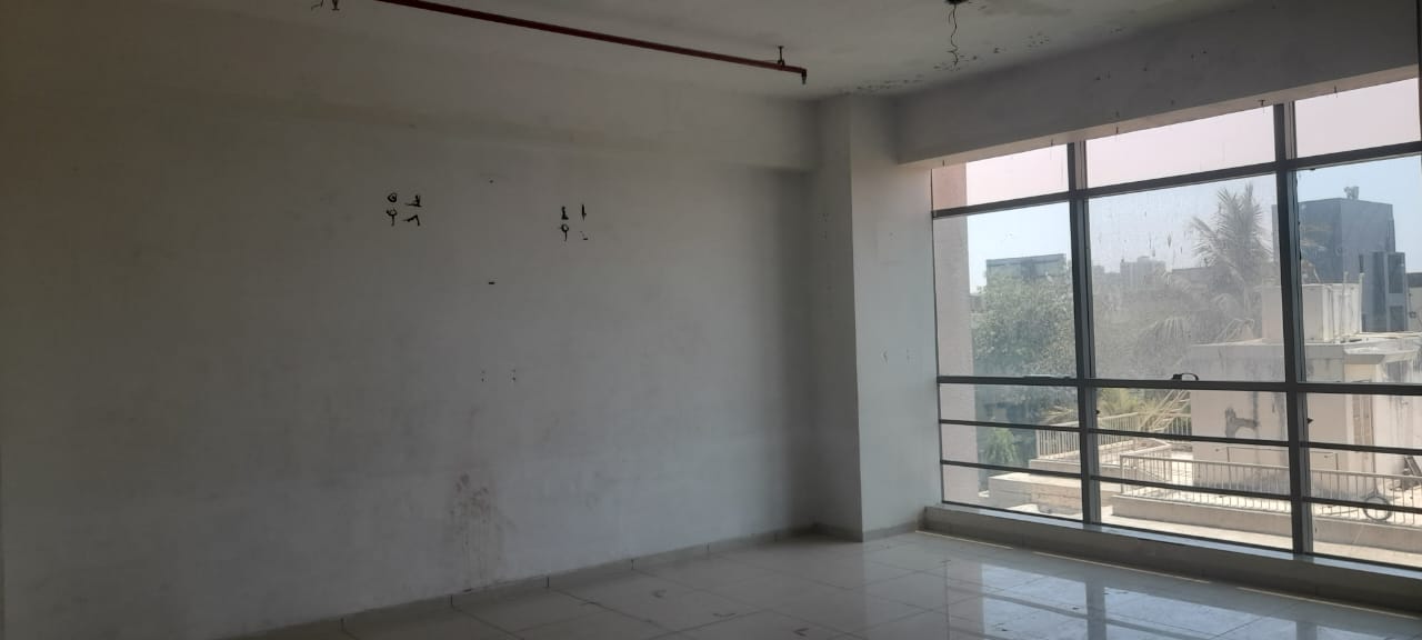 Office 722 Sq. Ft. Commercial Office for Rent in Science City Ahmedabad