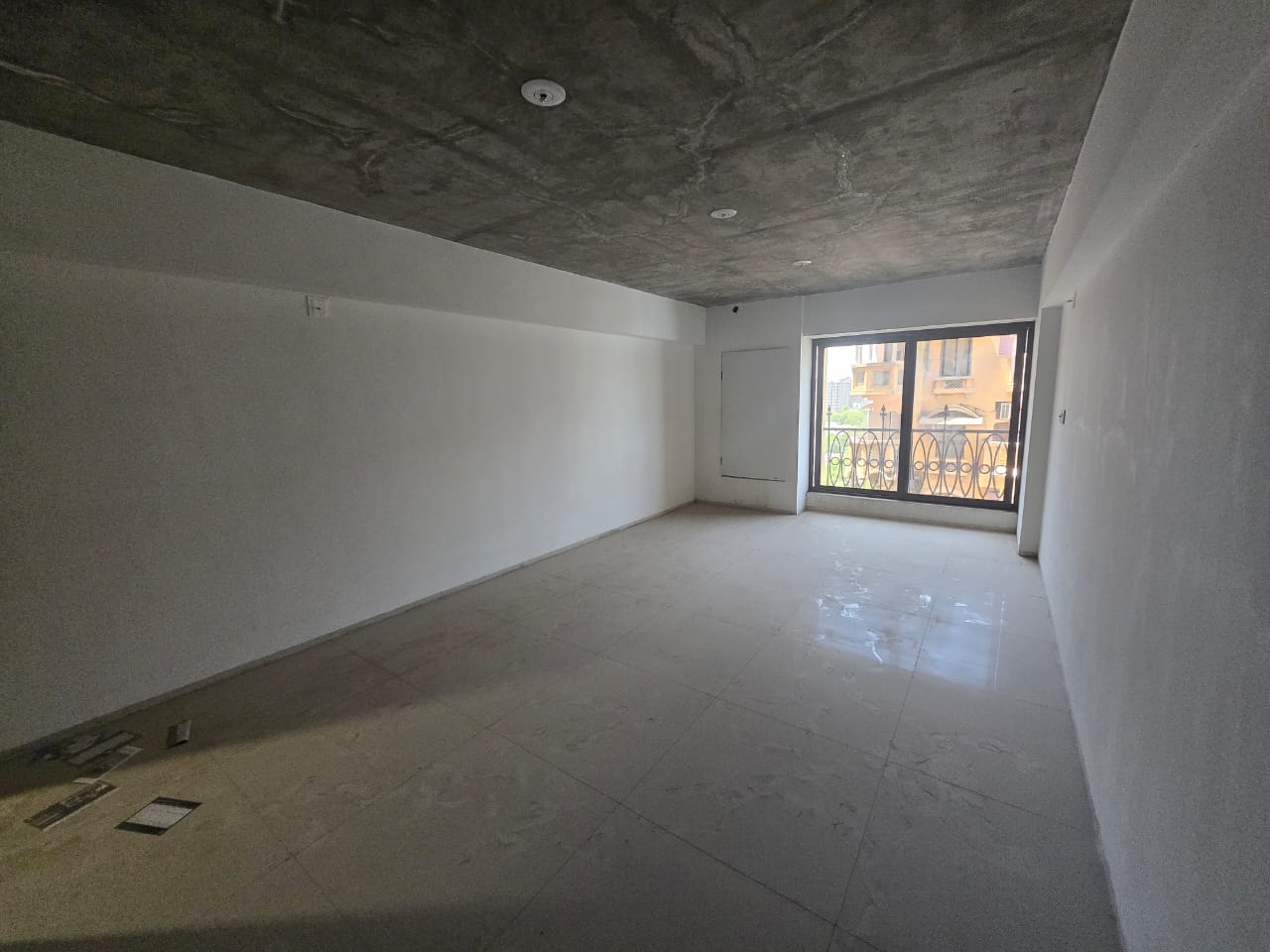 Office 638 Sq. Ft. Commercial Office for Rent in Satellite Ahmedabad - Media 4