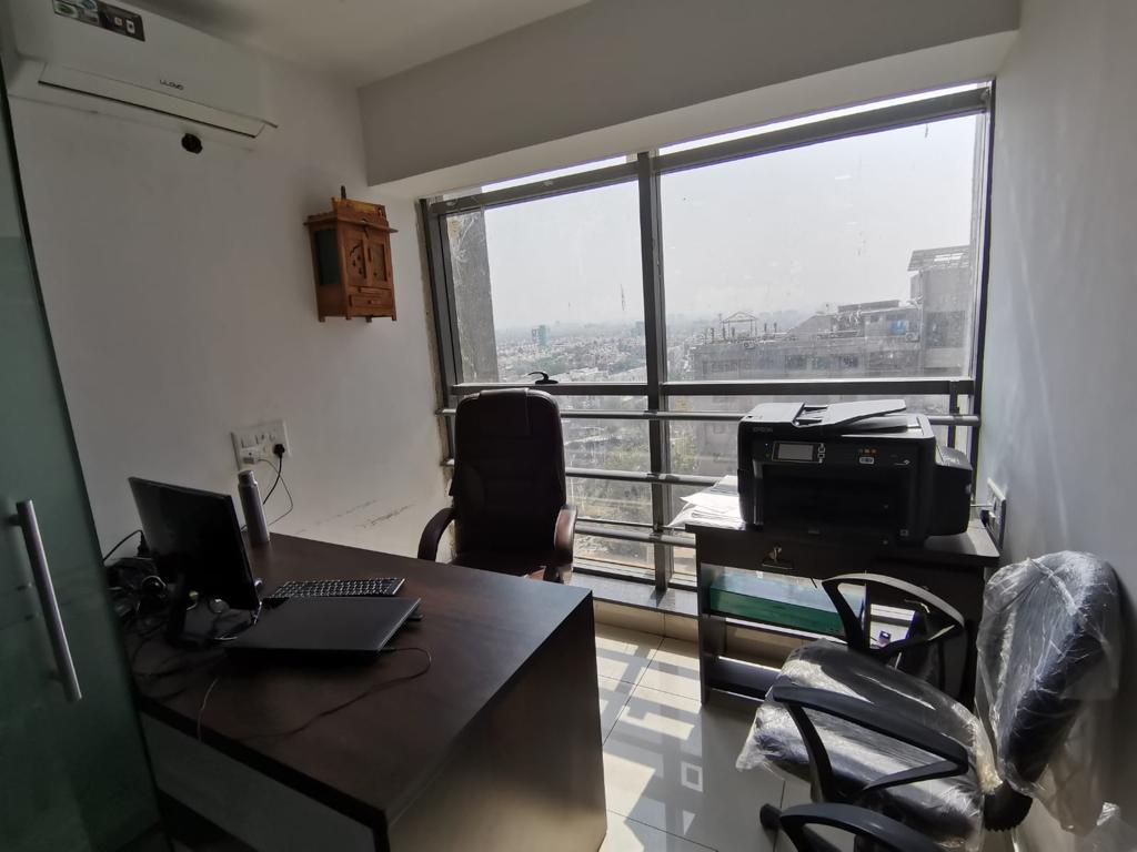 Office 680 Sq. Ft. Commercial Office for Rent in Science City Ahmedabad - Media 8