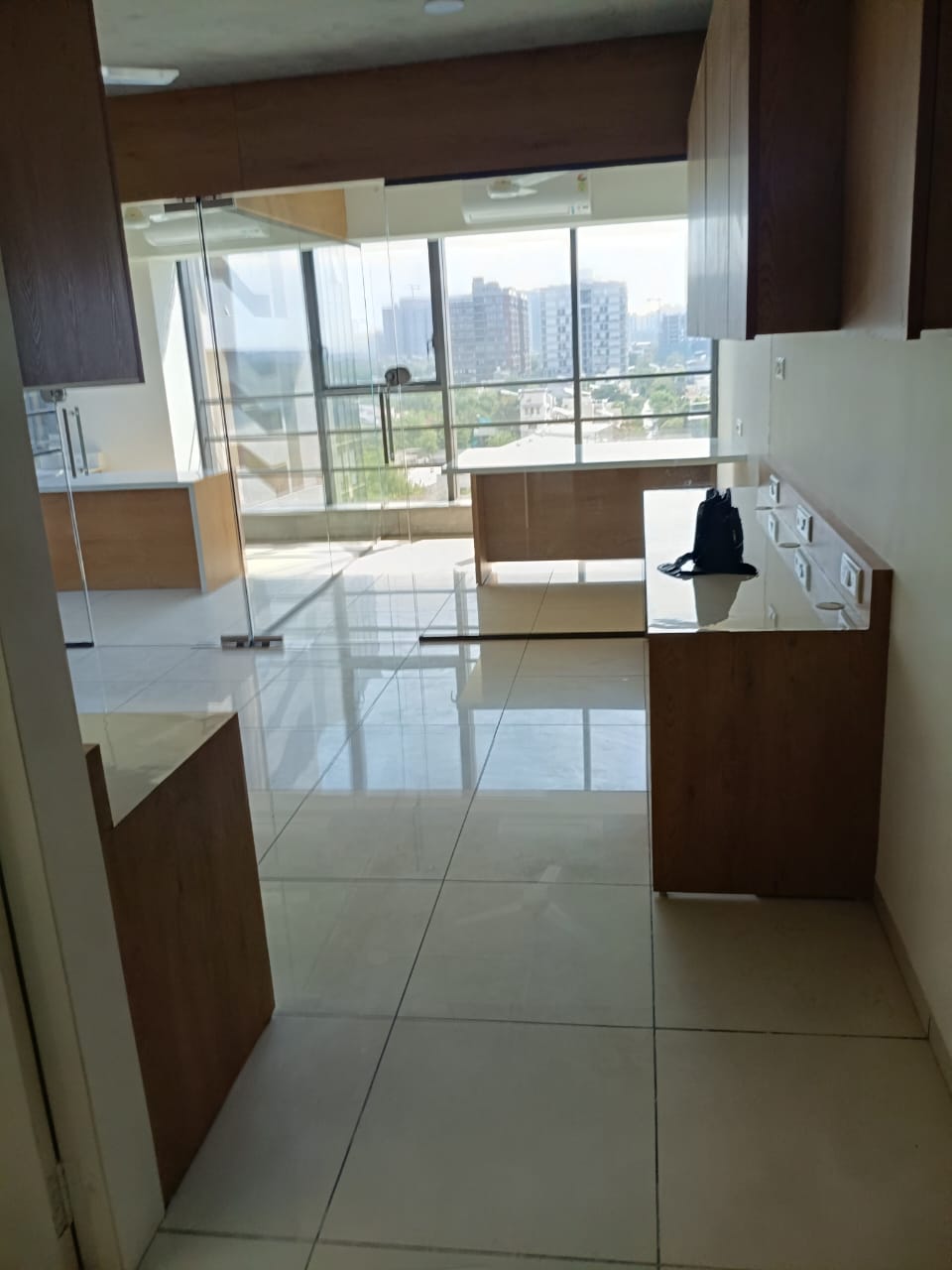 Office 824 Sq. Ft. Commercial Office for Rent in Ambli T Junction Ahmedabad - Media 2