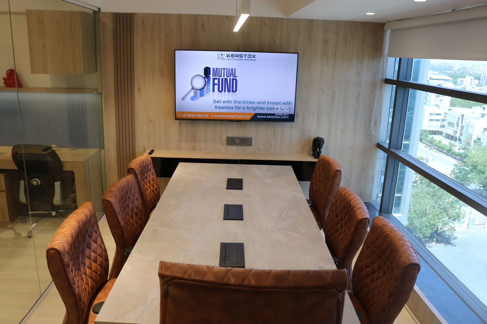 Office 1150 Sq. Ft. Commercial Office for Rent in Science City Ahmedabad - Media 5