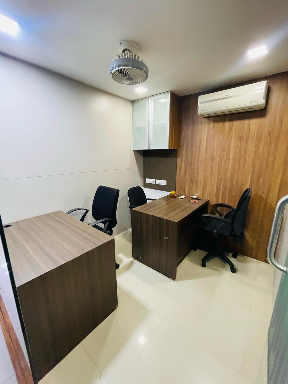 Office 1311 Sq. Ft. Commercial Office for Rent in Science City Ahmedabad - Media 6