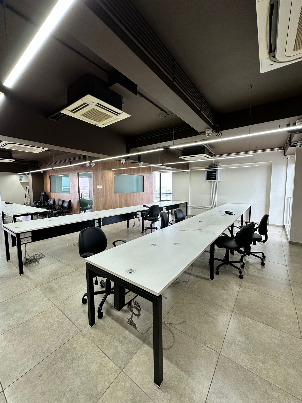 Office 2995 Sq. Ft. Commercial Office for Rent in Satadhar Ahmedabad - Media 2