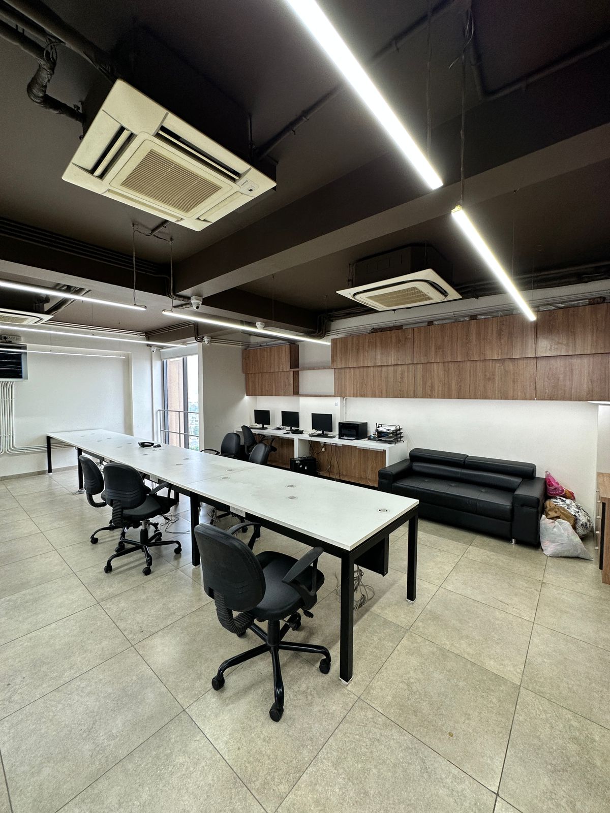 Office 2995 Sq. Ft. Commercial Office for Rent in Satadhar Ahmedabad - Media 13