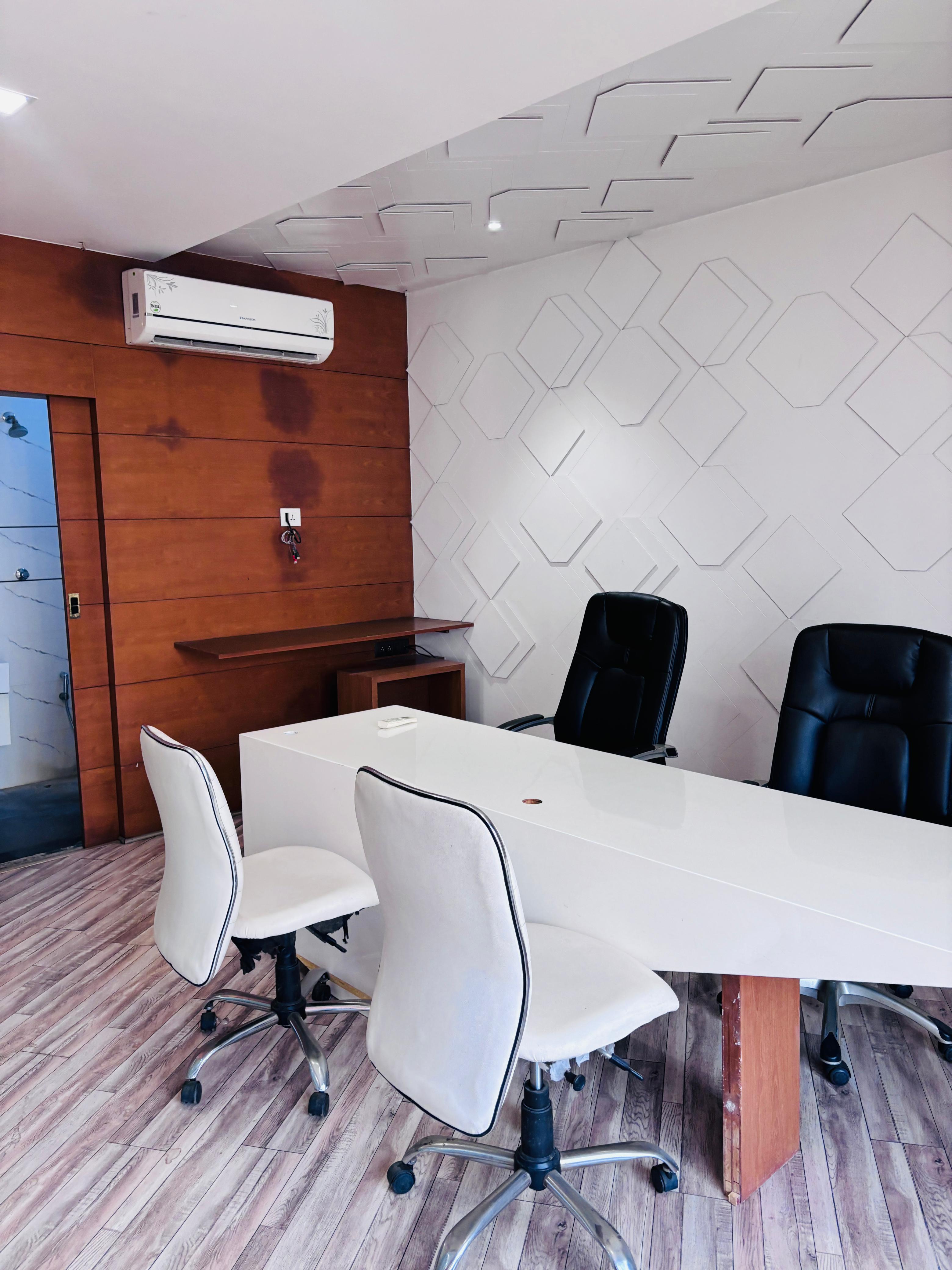 Office 1502 Sq. Ft. Commercial Office for Rent in Prahladnagar Ahmedabad - Media 4