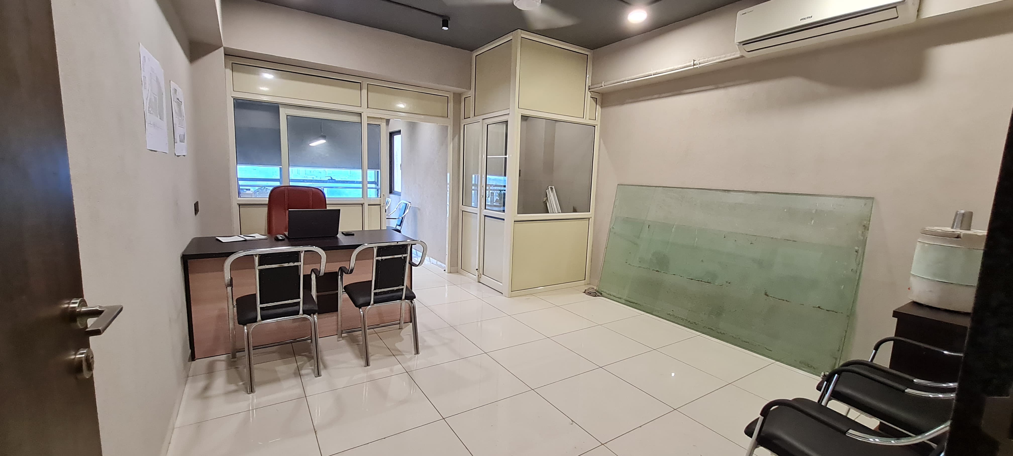 Office 600 Sq. Ft. Commercial Office for Rent in Science City Ahmedabad