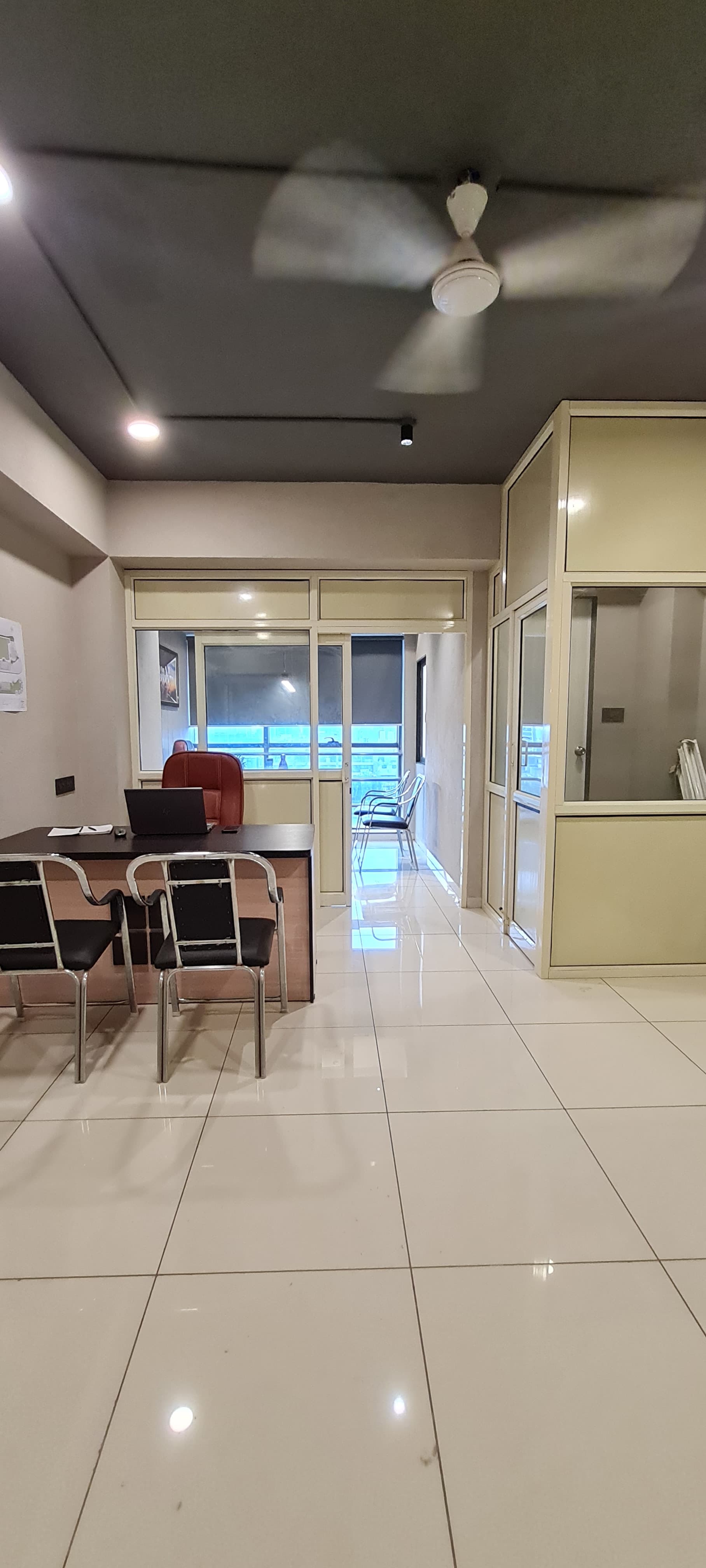 Office 600 Sq. Ft. Commercial Office for Rent in Science City Ahmedabad - Media 4