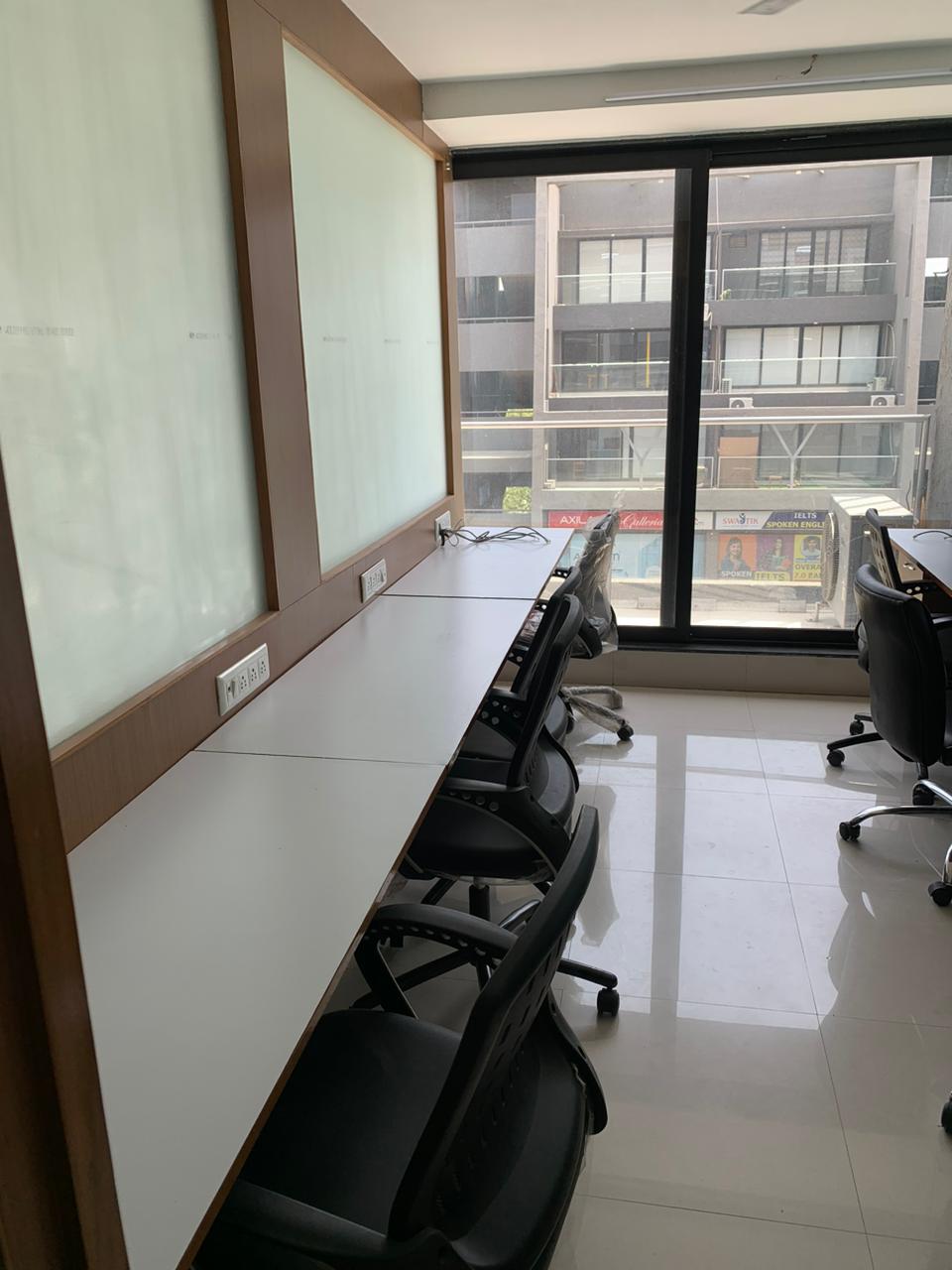 Office 800 Sq. Ft. Commercial Office for Rent in Gota Ahmedabad - Media 20