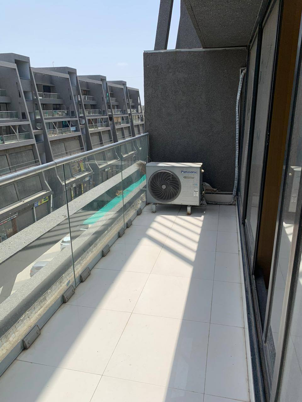 Office 800 Sq. Ft. Commercial Office for Rent in Gota Ahmedabad - Media 5