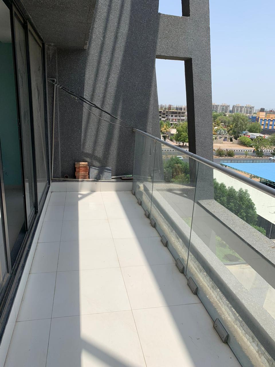 Office 800 Sq. Ft. Commercial Office for Rent in Gota Ahmedabad - Media 4