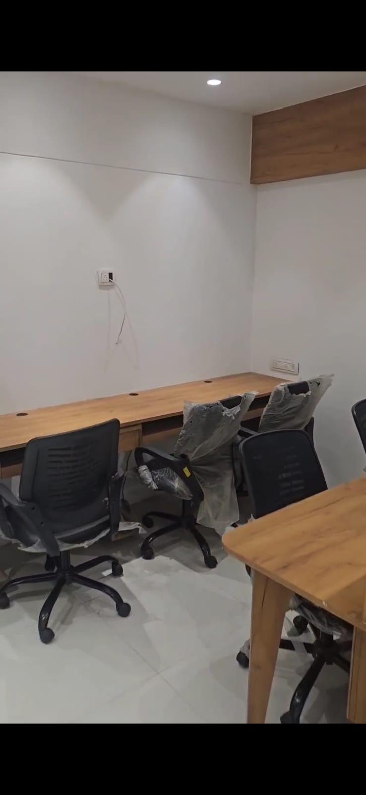 Office 759 Sq. Ft. Commercial Office for Sale in Satellite Ahmedabad - Media 7