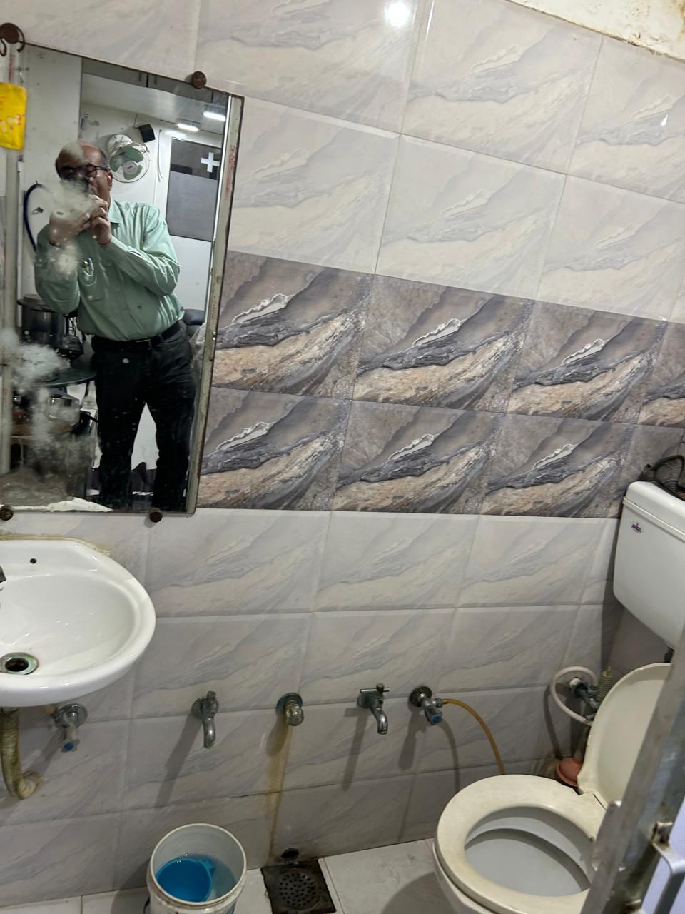 Office 270 Sq. Ft. Commercial Office for Sale in Satellite Ahmedabad - Media 7
