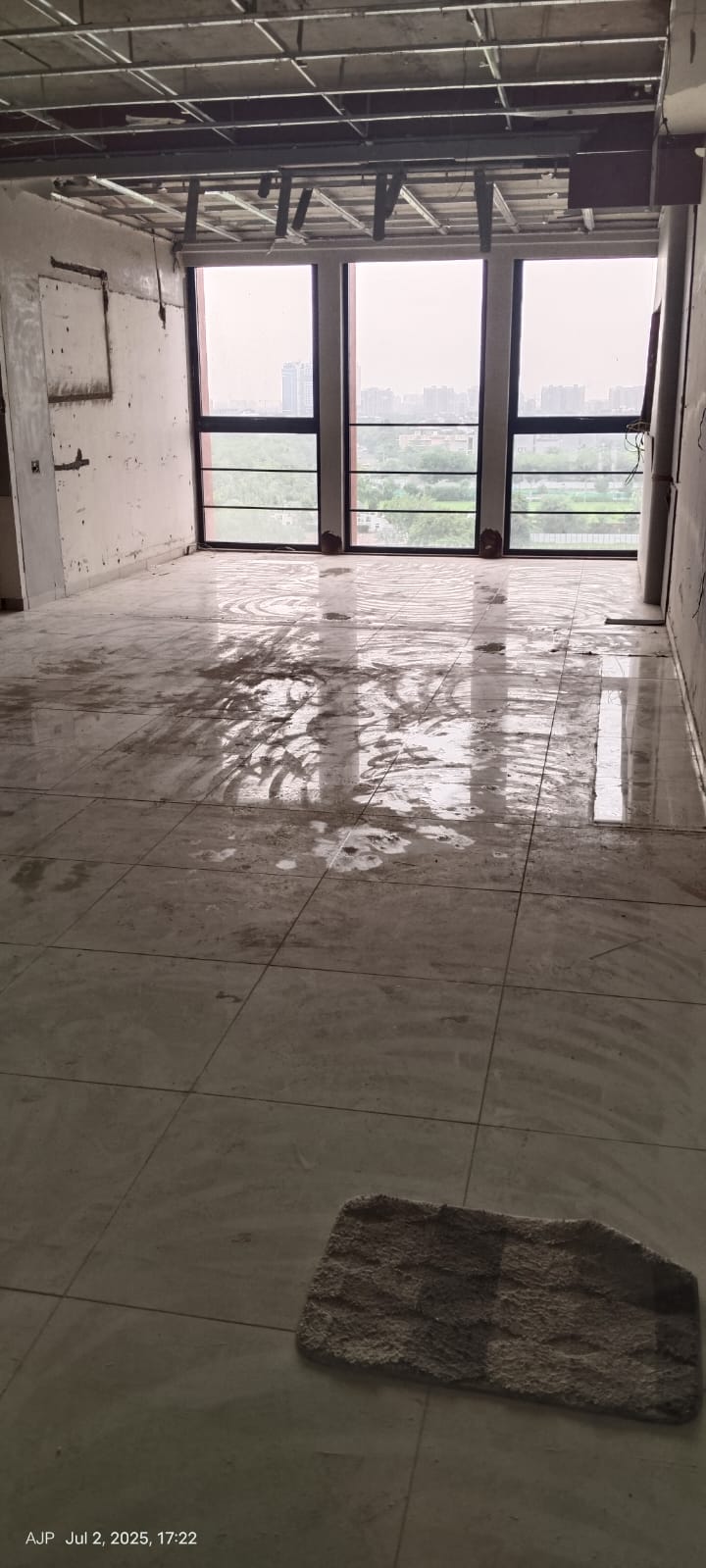 Office 1051 Sq. Ft. Commercial Office for Rent in Thaltej Ahmedabad - Media 5