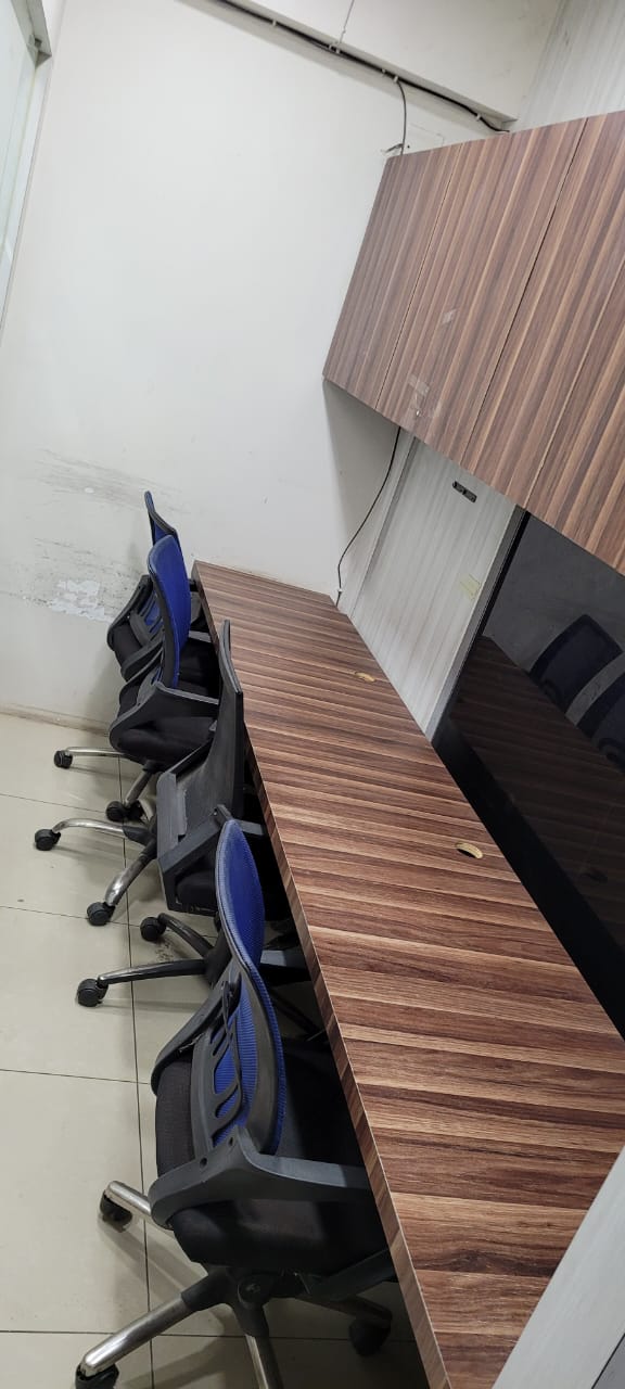 Office 1100 Sq. Ft. Commercial Office for Rent in Sg Highway Ahmedabad - Media 5