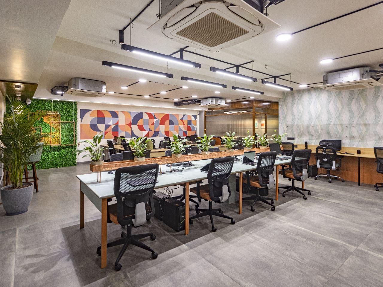 Office 2397 Sq. Ft. Commercial Office for Rent in Shyamal Cross Road Ahmedabad - Media 6