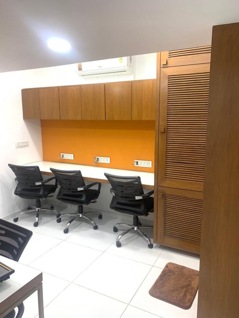 Office 520 Sq. Ft. Commercial Office for Sale in Ambli T Junction Ahmedabad